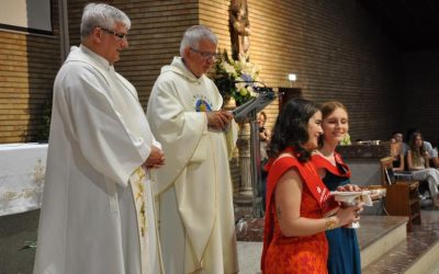 Emotiva Graduación en el Colegio Salesiano de Zaragoza: El Comienzo de una Nueva Etapa