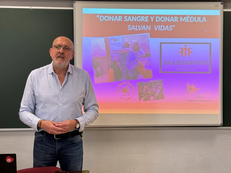 Gracias hasta la médula: visita del presidente de Dona Médula Aragón a Salesianos Zaragoza