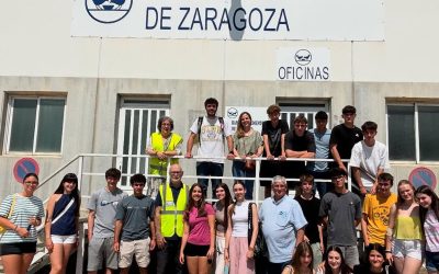 Alumnos de 4º de ESO visitan el Banco de Alimentos en Mercazaragoza